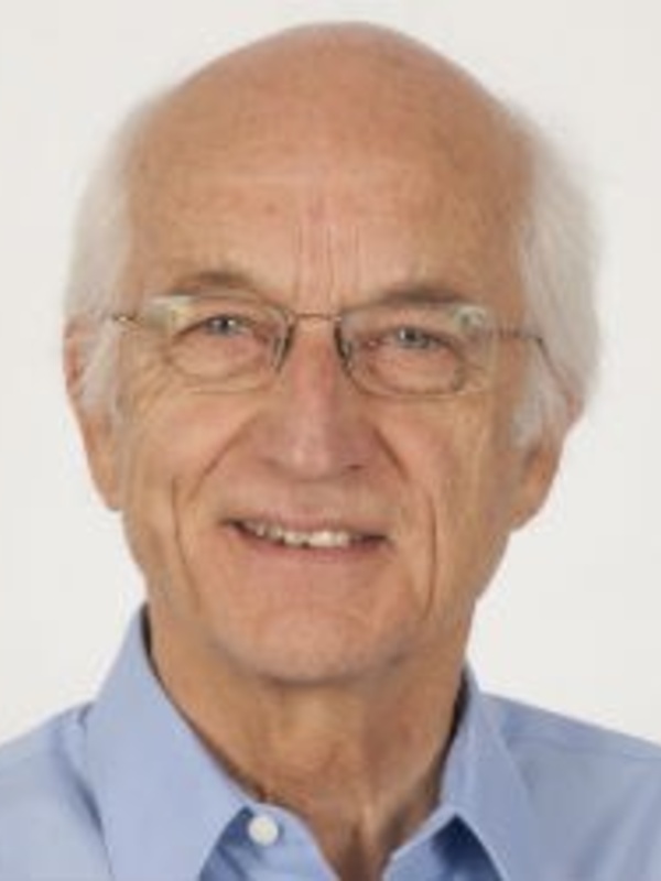 Dr Geoffrey Cook