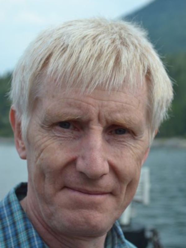  Graham Burton