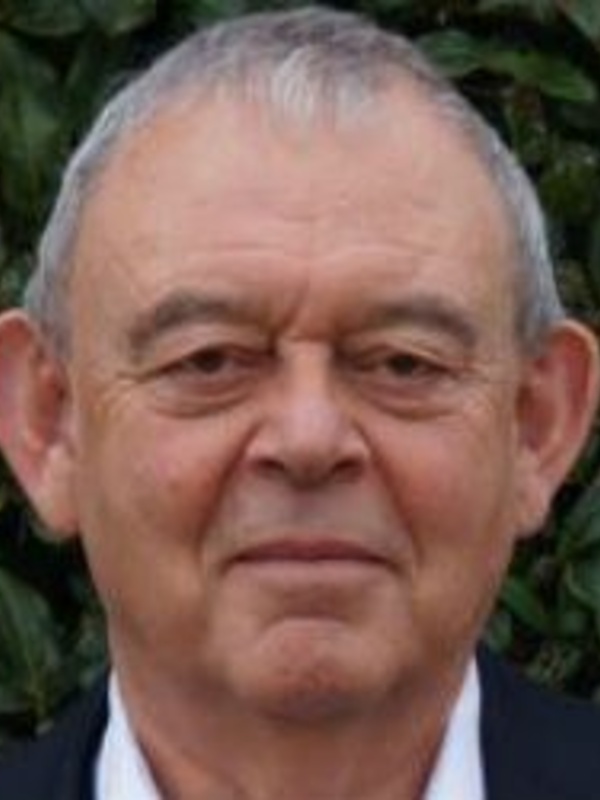 Dr Richard Barnes