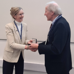 Professor Roger Keynes receives the 2023 Anatomical Society Medal from Professor Tracey Wilkinson, President of the Anatomical Society and the Sands Cox Chair of Anatomy at the University of Birmingham 