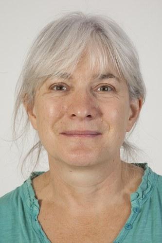 Teaching only post in veterinary anatomy. Picture of Dr Angie Tavernor